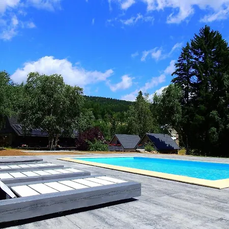 Charmante Berghuette Mit Hot Tub Und Pool *